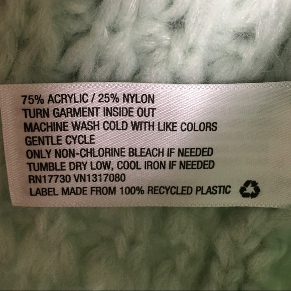 Women's Crewneck Waffle Knit Pullover Sweater NWT - Picture 3 of 5